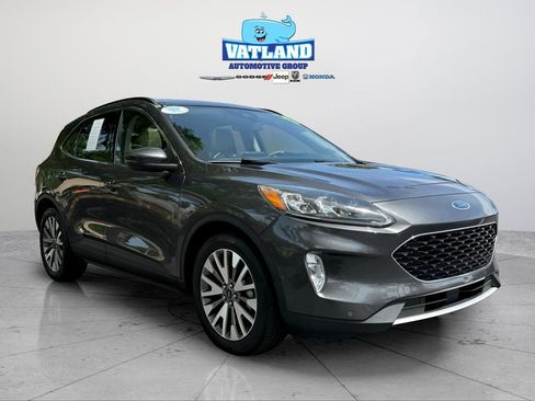 Used 2020 Ford Escape Titanium w/ Titanium Premium Package 2.0 image 7