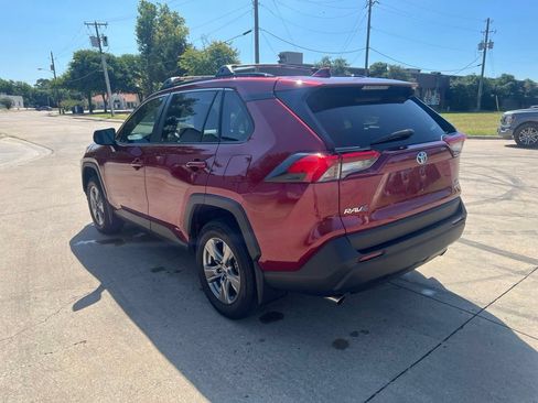 Used 2024 Toyota RAV4 LE AWD/4WD image 10