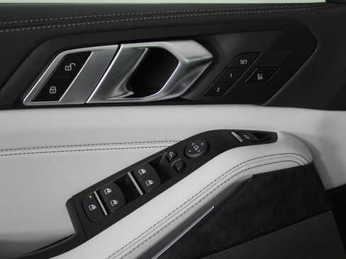 New 2026 BMW X5 xDrive40i w/ Climate Comfort Package image 24