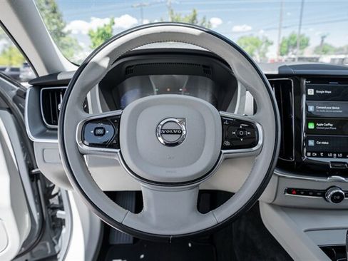 Used 2023 Volvo XC60 B5 Core AWD/4WD image 28