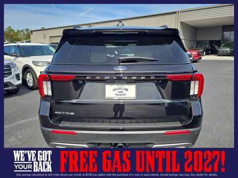 New 2026 Ford Explorer Active w/ Active Comfort Package RWD image 7
