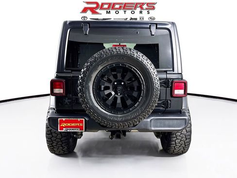 Used 2022 Jeep Wrangler Unlimited Sport image 7