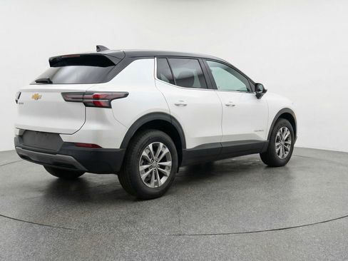 Used 2025 Chevrolet Equinox LT image 9