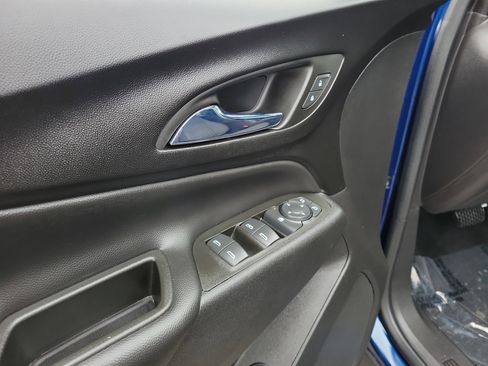 Used 2022 Chevrolet Equinox LT image 18