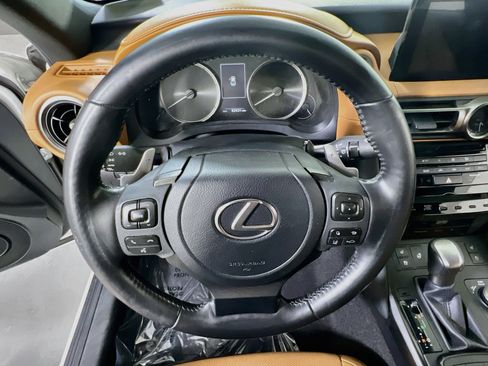 Used 2021 Lexus IS 300 AWD image 11