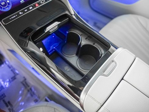 Certified 2023 Mercedes-Benz EQE 500 4MATIC SUV image 18