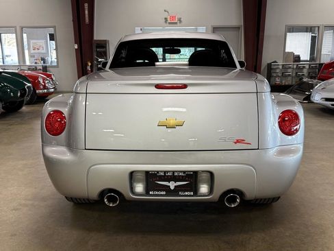 Used 2004 Chevrolet SSR w/ Preferred Equipment Group image 18