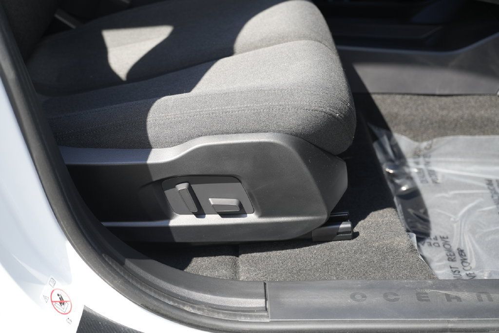 Used 2023 Fisker Ocean Ultra AWD/4WD image 33