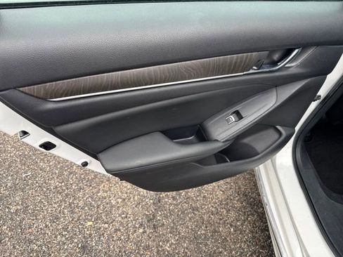 Used 2021 Honda Accord EX-L image 15