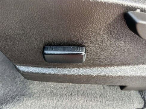 Certified 2022 Chevrolet Colorado LT w/ LT Convenience Package image 14