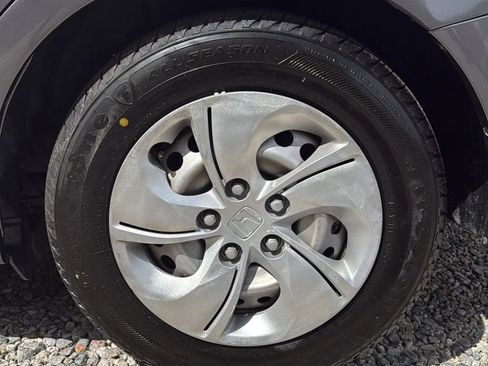 Used 2013 Honda Civic LX image 32