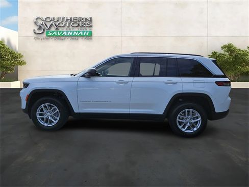 New 2024 Jeep Grand Cherokee Laredo X w/ Luxury Tech Group I image 2