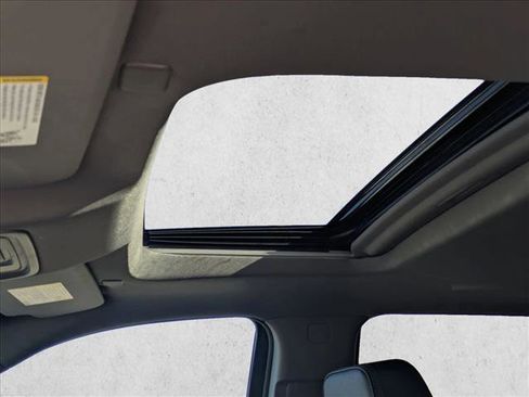 New 2026 GMC Sierra 2500 Denali w/ Denali Reserve Package image 15