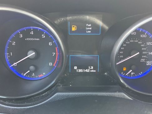 Used 2017 Subaru Outback 3.6R Touring w/ Popular Package #5A AWD/4WD image 22
