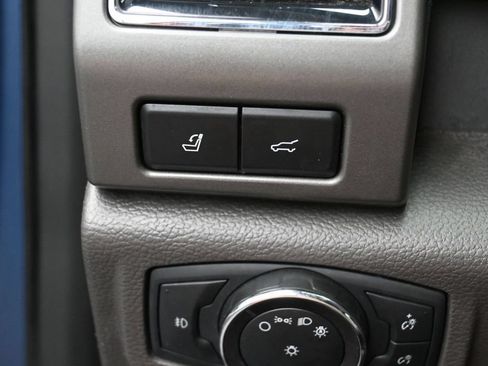 Used 2019 Ford Expedition XLT w/ Equipment Group 202A RWD image 15