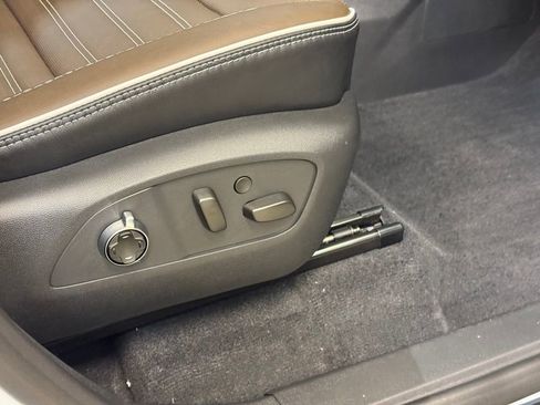 New 2026 GMC Acadia Denali Ultimate w/ LPO, Floor Liner Package image 27