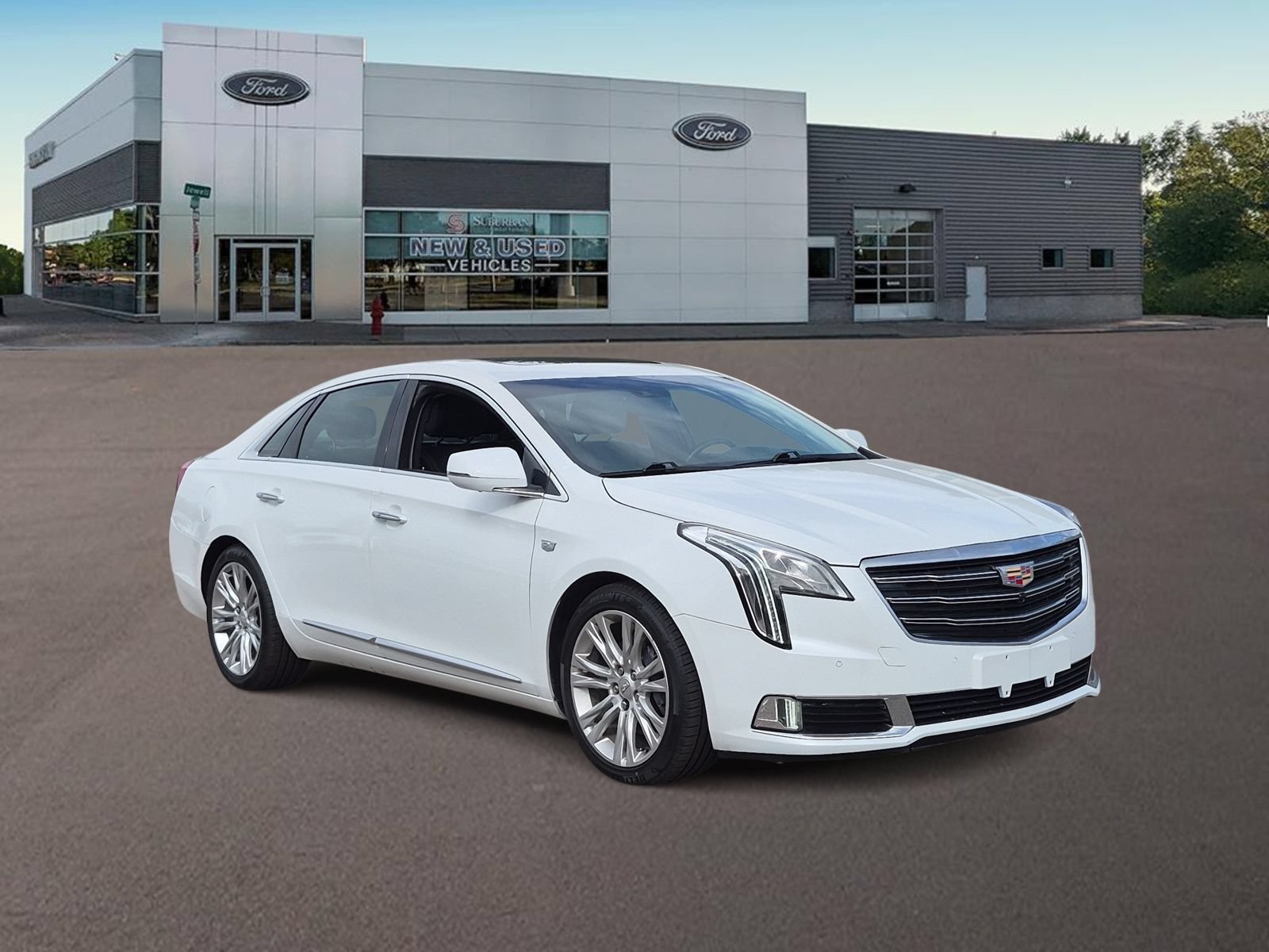Used 2018 Cadillac XTS Luxury w/ Driver Awareness Package AWD/4WD image 2