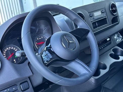 New 2025 Mercedes-Benz Sprinter 2500 image 13