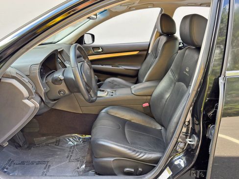 Used 2011 INFINITI G37 Journey w/ Premium Pkg RWD image 15