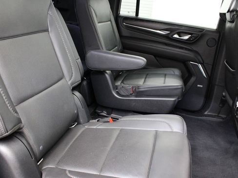 Used 2021 GMC Yukon XL Denali w/ LPO, Illumination Package AWD/4WD image 21