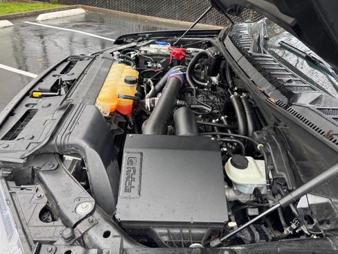 Used 2017 Ford F150 Raptor w/ Equipment Group 802A Luxury image 34