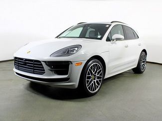 Certified 2021 Porsche Macan Turbo image 1