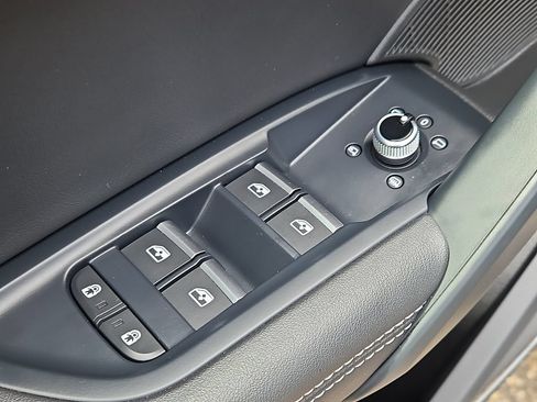 Used 2023 Audi Q5 2.0T Premium Plus w/ Premium Plus Package AWD/4WD image 30