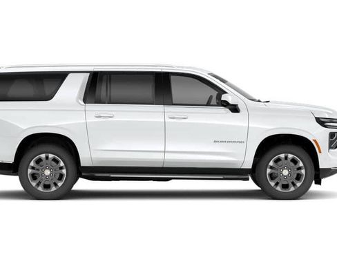 New 2026 Chevrolet Suburban LS AWD/4WD image 4