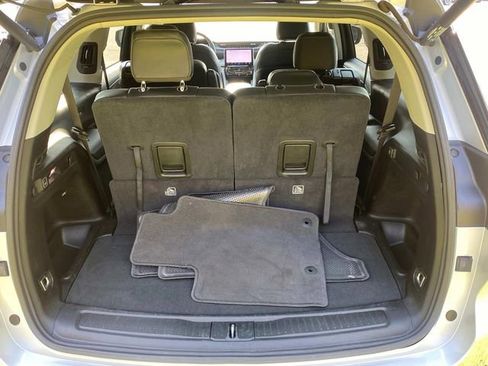 Used 2023 Jeep Grand Cherokee L Limited image 30