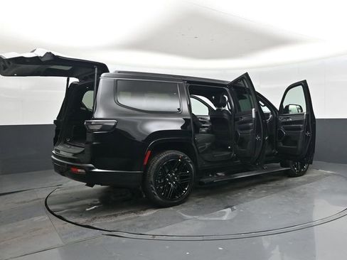 New 2026 Jeep Grand Wagoneer Limited AWD/4WD image 48