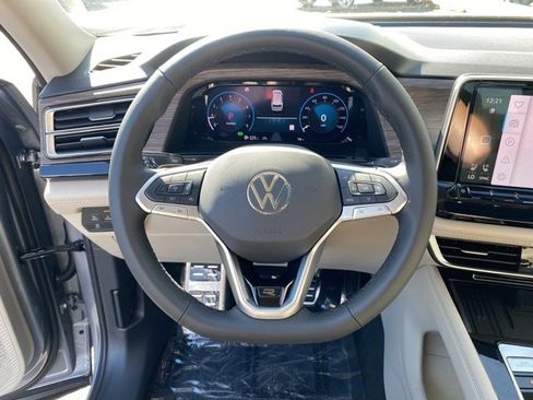 New 2026 Volkswagen Atlas SEL Premium R-Line image 32