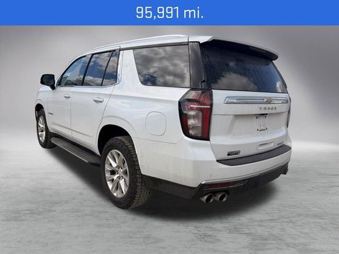 Used 2021 Chevrolet Tahoe Premier w/ Premium Package image 3