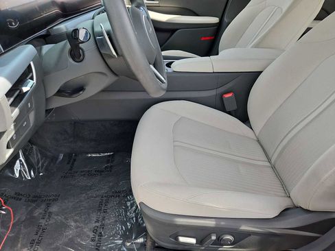 Used 2025 Hyundai Sonata SEL image 16