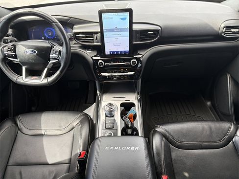 Certified 2022 Ford Explorer ST w/ Equipment Group 401A image 17