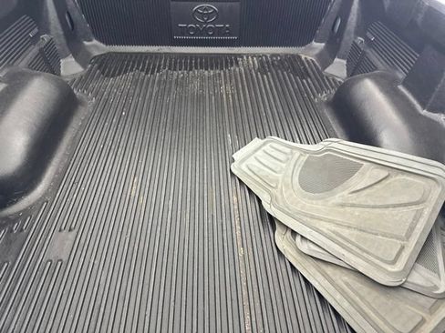 Used 2012 Toyota Tundra 4x4 Double Cab image 27