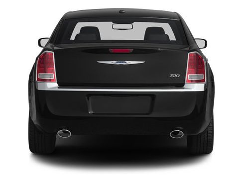 Used 2013 Chrysler 300 w/ Driver Convenience Group RWD image 8