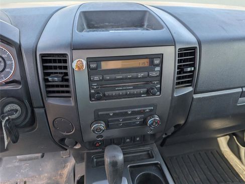 Used 2011 Nissan Titan SV w/ SV Value Truck Pkg image 17