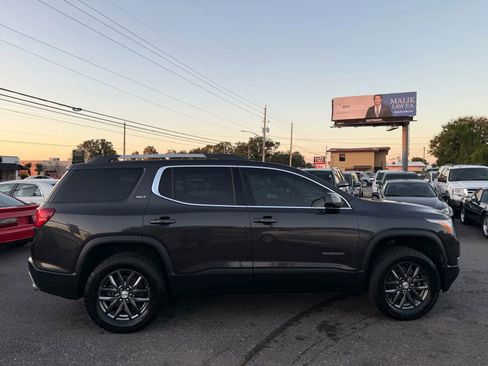 Used 2017 GMC Acadia SLT image 4