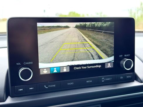 Used 2025 Honda Pilot Sport image 30