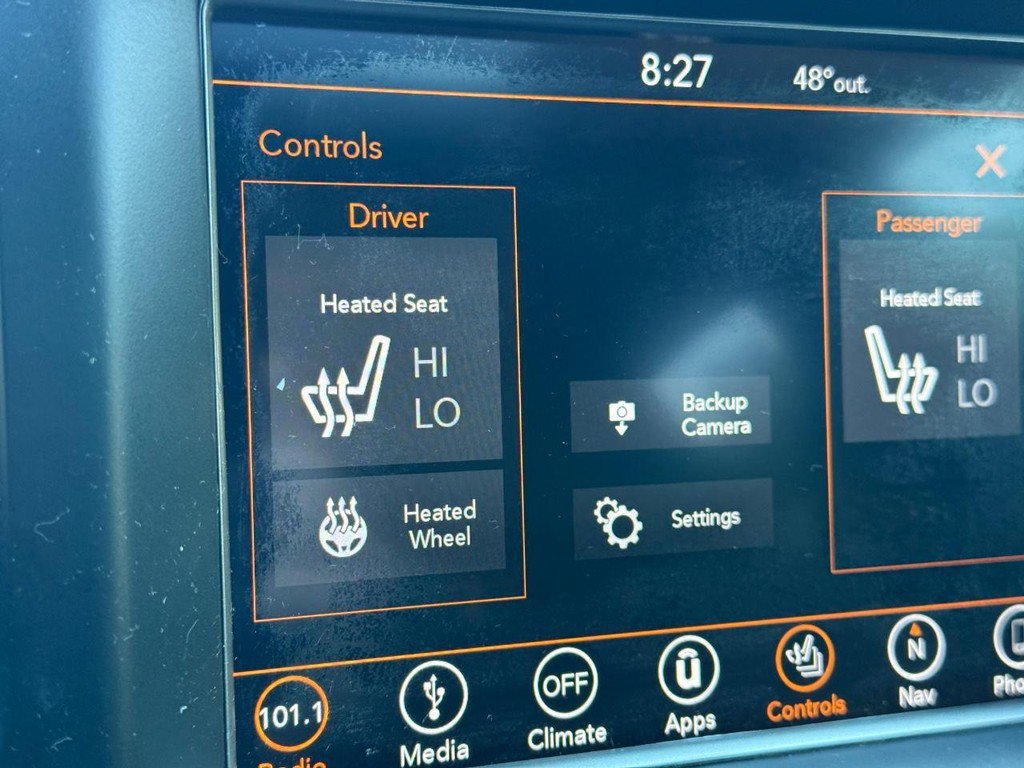 Used 2018 Jeep Grand Cherokee Altitude AWD/4WD image 22