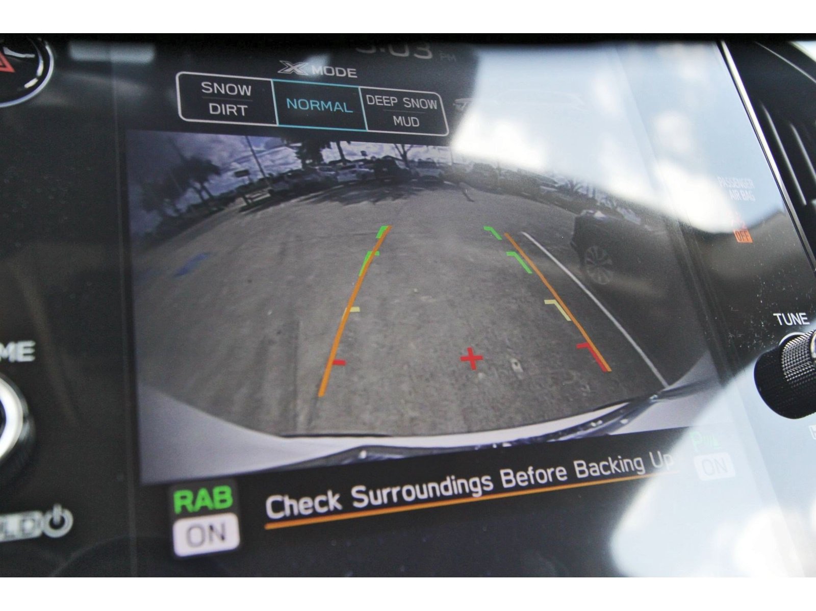 Certified 2025 Subaru Ascent Onyx Edition AWD/4WD image 25
