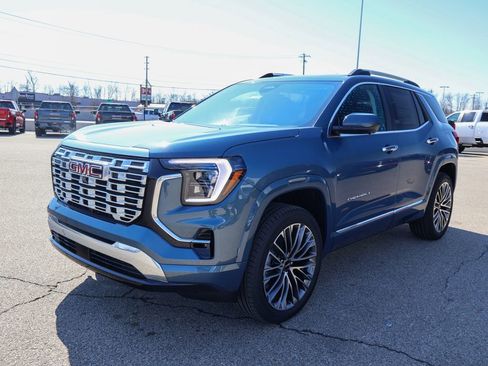 New 2026 GMC Terrain Denali w/ LPO, Floor Liner Package image 30