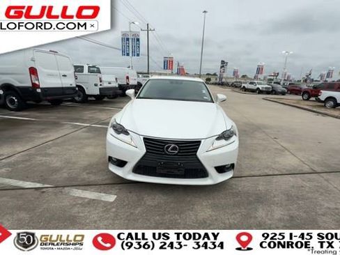 Used 2016 Lexus IS 200t RWD image 3