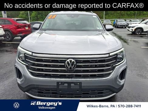Certified 2025 Volkswagen Atlas SE AWD/4WD image 2