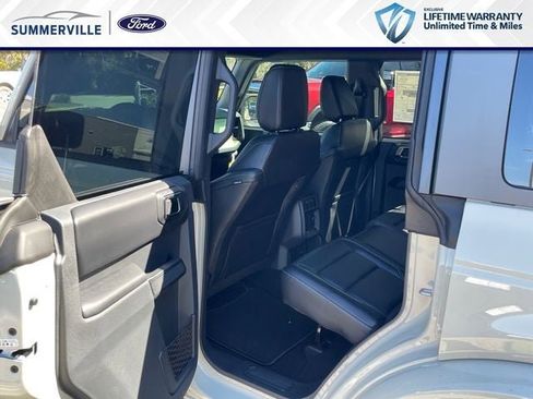 New 2025 Ford Bronco Outer Banks image 6