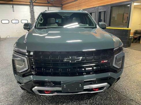 Used 2026 Chevrolet Tahoe Z71 w/ Z71 Off-Road Package AWD/4WD image 3