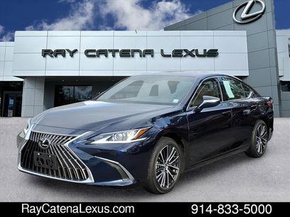 Certified 2023 Lexus ES 350 w/ Premium Package