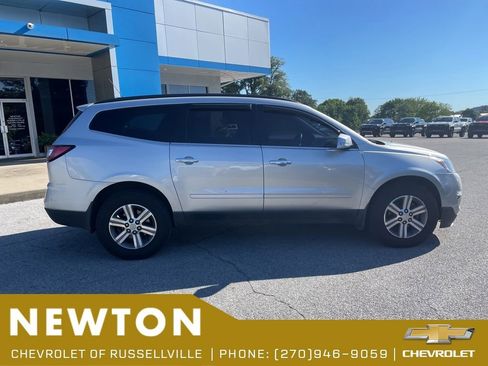 Used 2015 Chevrolet Traverse LT AWD/4WD image 18