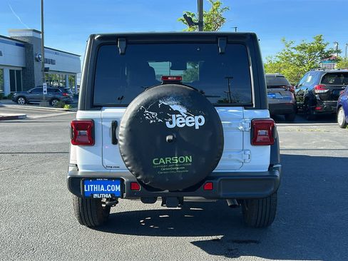 Used 2025 Jeep Wrangler Unlimited Sport AWD/4WD image 6
