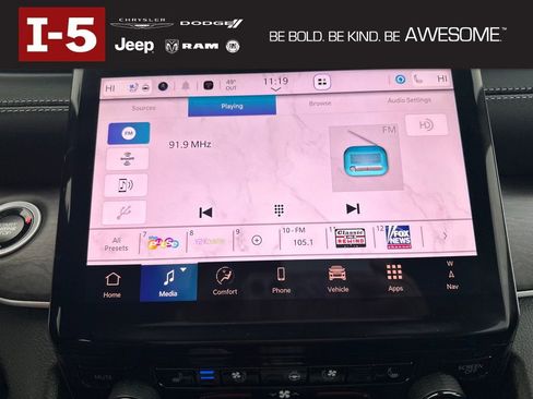 New 2025 Jeep Grand Cherokee Limited w/ Luxury Tech Group II image 15